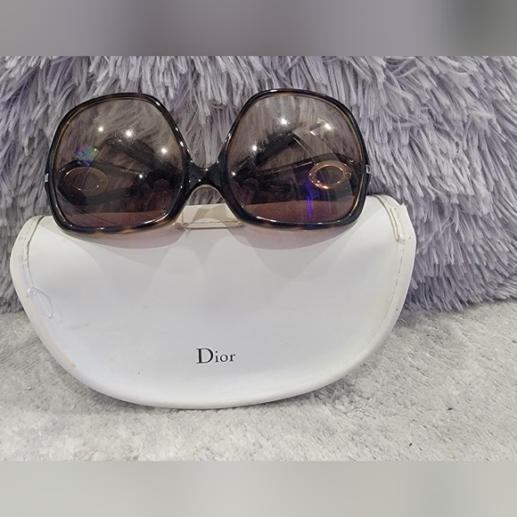 Christian Dior Ovesized Sunglasses
